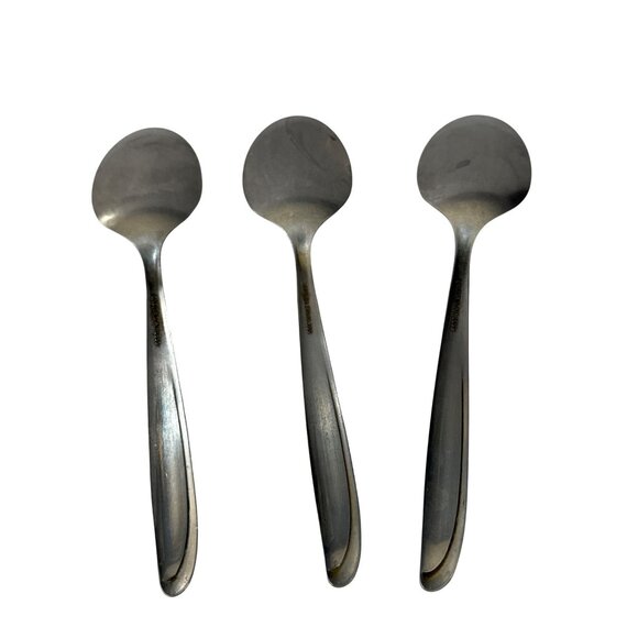 Oneida Sand Dune Groove Down Side Stainless Steel Soup Spoons Set of 3 - Picture 2 of 5